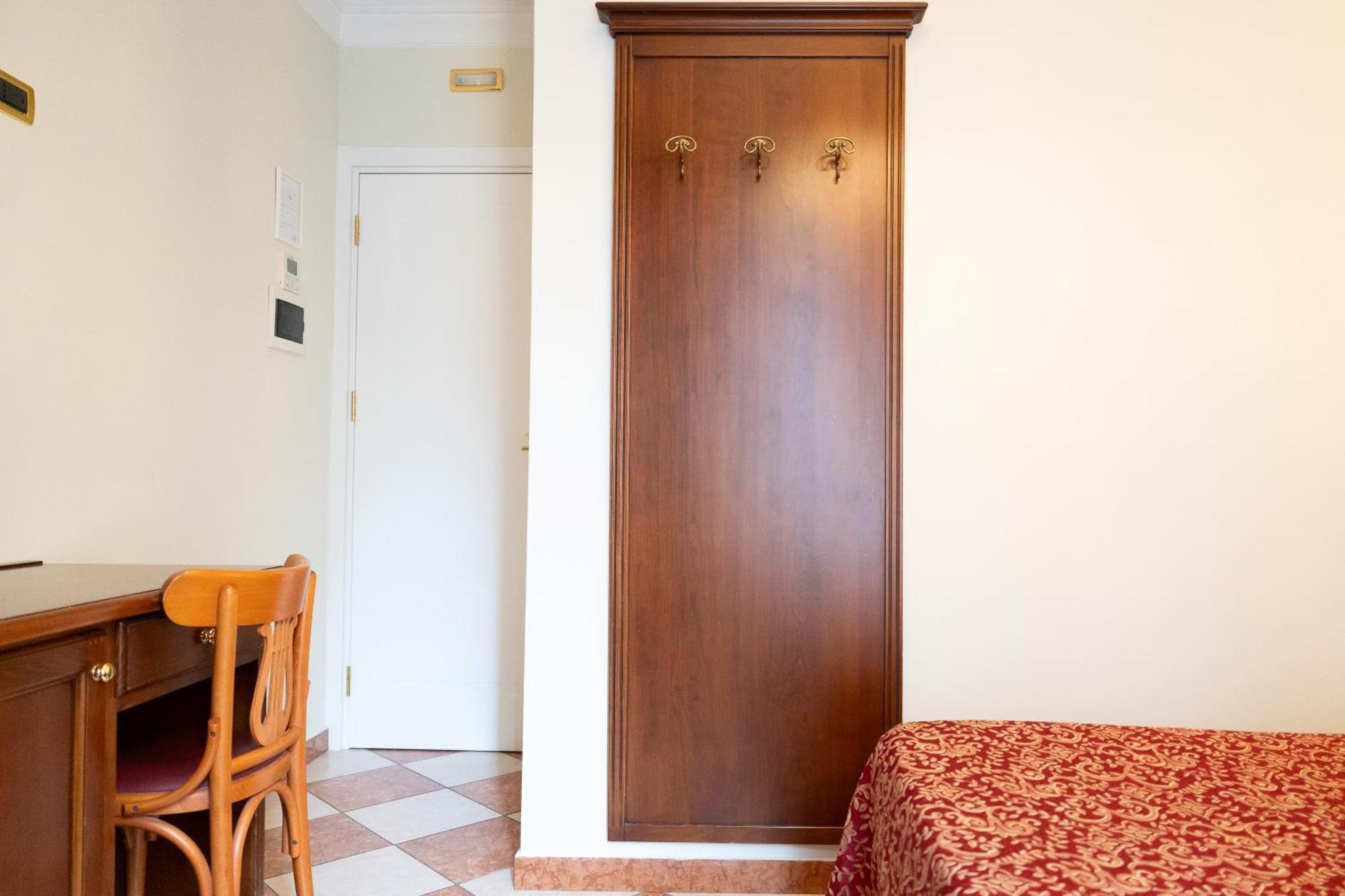 Hotel Romantica — Photos 1
